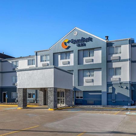 Comfort Inn Davenport East - Bettendorf Давенпорт Екстер'єр фото